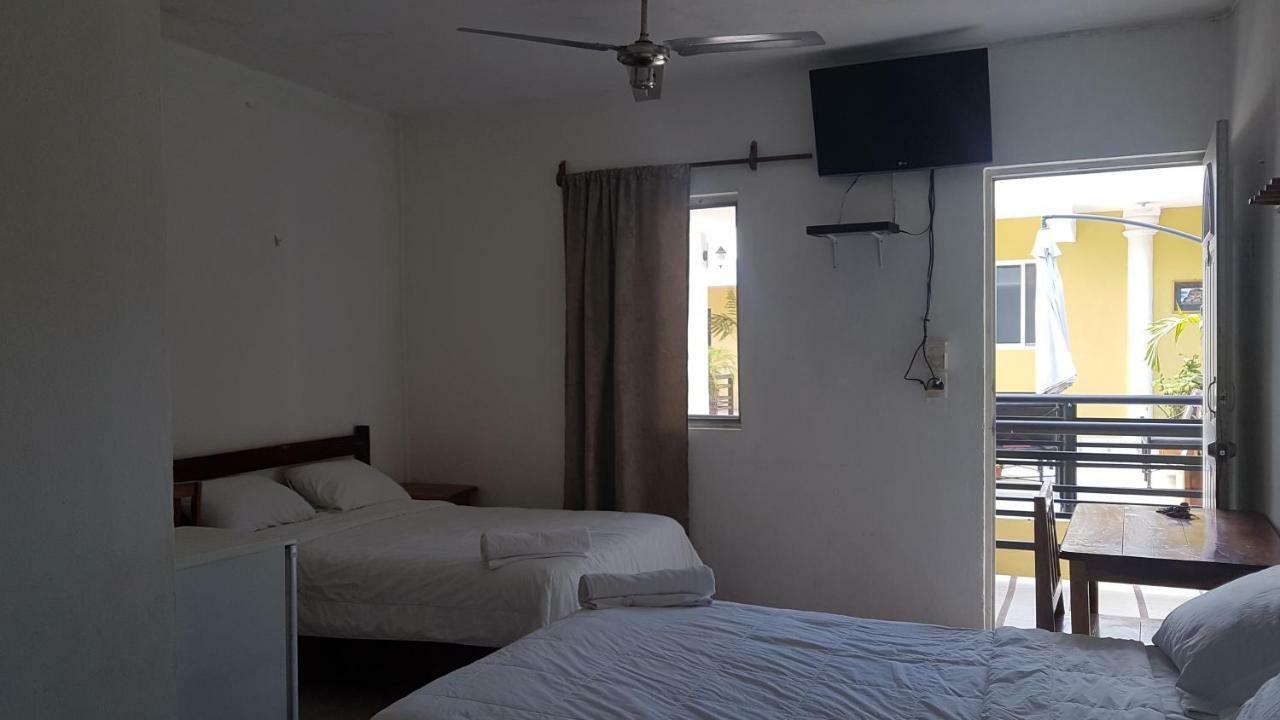 Hotel Iker تولوم المظهر الخارجي الصورة